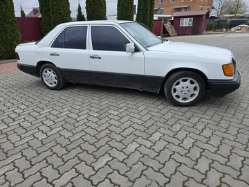 Авто Mercedes 200 1988 № 8796139