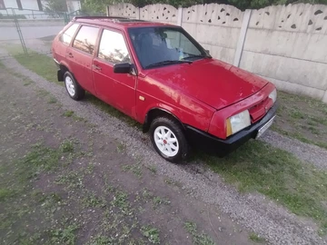 Авто ВАЗ 2109 1987 № 8796192