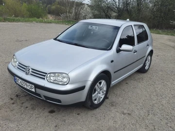 Авто Volkswagen Golf 2002 № 8796202