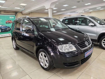 Авто Volkswagen Touran 2006 № 8796204