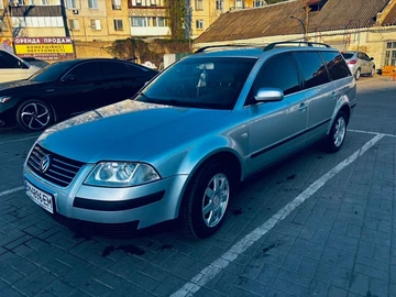 Авто Volkswagen Passat Variant 2001 № 8796205