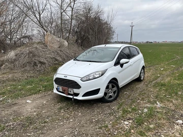 Авто Ford Fiesta 2015 № 8796347