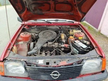 Авто Opel Ascona 1982 № 8796392