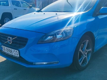 Авто Volvo V40 Kombi 2013 № 8796747