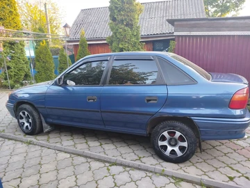 Авто Opel Astra 1994 № 8796794