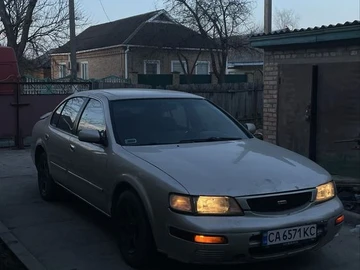 Авто Nissan Maxima 1995 № 8796798