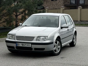 Авто Volkswagen Golf 2000 № 8796982