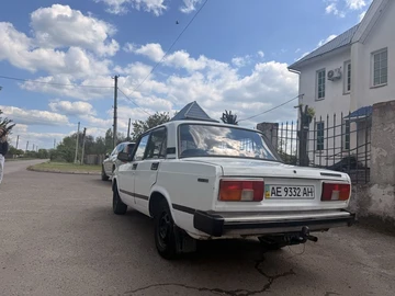 Авто ВАЗ 2105 1985 № 8797100