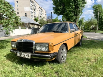 Авто Mercedes W123 1980 № 8797423