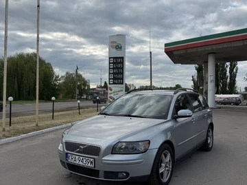 Авто Volvo V50 2007 № 8797445