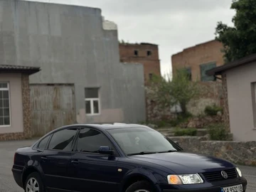 Авто Volkswagen Passat Sedan 2000 № 8797704