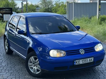 Авто Volkswagen Golf 2000 № 8797758