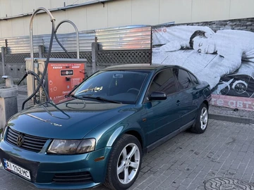 Авто Volkswagen Passat Sedan 2000 № 8797965