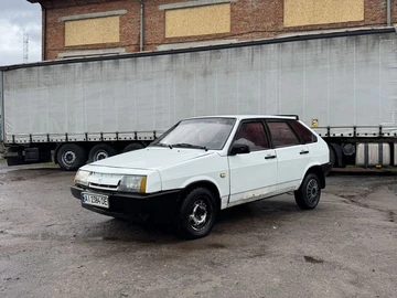 Авто ВАЗ 2109 1988 № 8797984