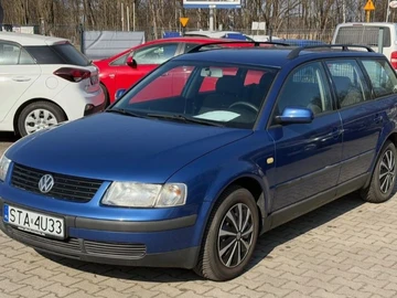 Авто Volkswagen Passat Variant 2000 № 8797996