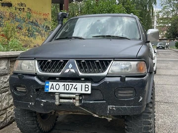 Авто Mitsubishi Pajero Sport 2000 № 8798142