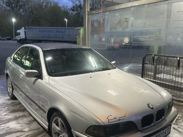 Авто BMW 5 Серия 1998 № 8798109