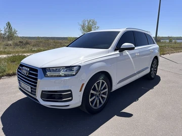 Авто Audi Q7 2019 № 8798572