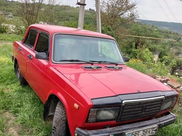 Авто ВАЗ 2107 1992 № 8798698