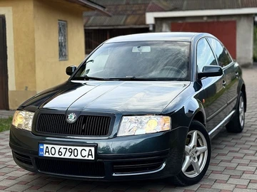 Авто Skoda Superb 2004 № 8798710