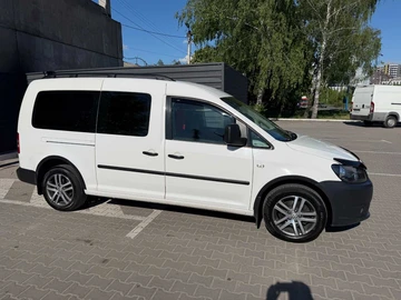 Авто Volkswagen Caddy 2013 № 8798716