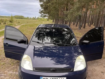Авто Ford Fiesta 2002 № 8798875