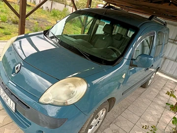 Авто Renault Kangoo Passenger 2010 № 8798907