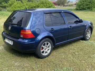 Авто Volkswagen Golf 1999 № 8798924