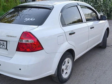 Авто Chevrolet Aveo 2008 № 8799067