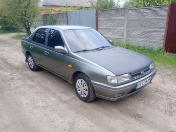 Авто Nissan Sunny 1993 № 8799100
