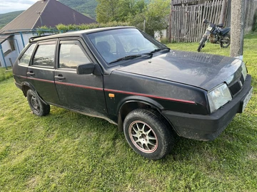 Авто ВАЗ 2109 1995 № 8799212