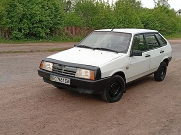 Авто ВАЗ 2109 1993 № 8799265