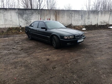 Авто BMW 7 Серия 2000 № 8799365