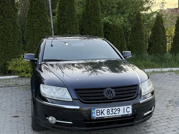 Авто Volkswagen Phaeton 2003 № 8799366