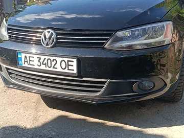 Авто Volkswagen Jetta 2012 № 8799371