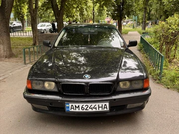 Авто BMW 7 Серия 1994 № 8799395