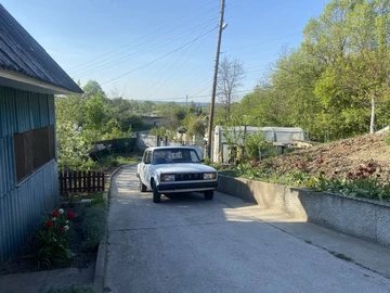 Авто ВАЗ 2105 1980 № 8799413