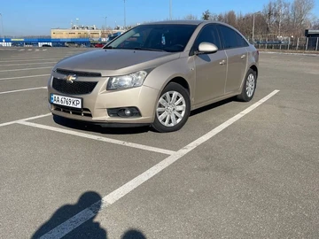 Авто Chevrolet Cruze 2010 № 8799418