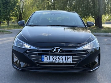 Авто Hyundai Elantra 2019 № 8799430