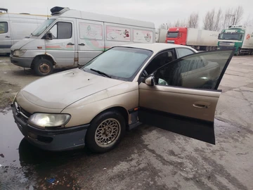 Авто Opel Omega 1995 № 8799628
