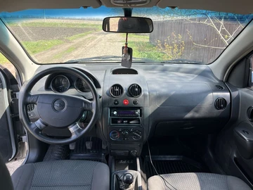 Авто Chevrolet Aveo 2005 № 8799650