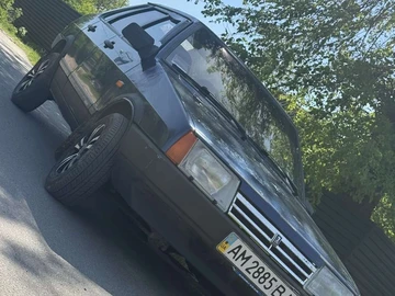 Авто ВАЗ 2109 2004 № 8799654