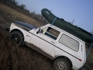 Авто ВАЗ 2121 1994 № 8799824