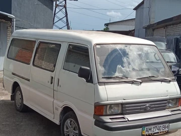 Авто Mazda E 2000 2200 Bus 1997 № 8799922