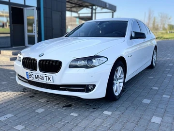Авто BMW 5 Серия 2012 № 8799937