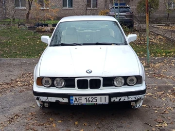 Авто BMW 5 Серия 1989 № 8800035