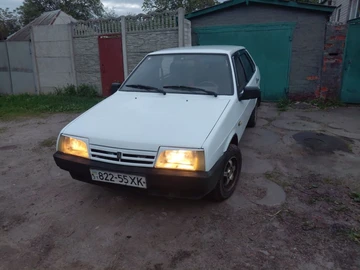 Авто ВАЗ 21099 2000 № 8800139
