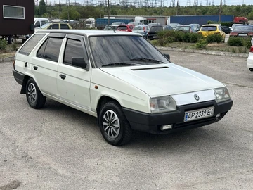 Авто Skoda Forman 1993 № 8800155