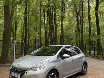 Авто Peugeot 208 2014 № 8800156