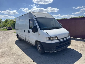 Авто Peugeot Boxer 1996 № 8800180